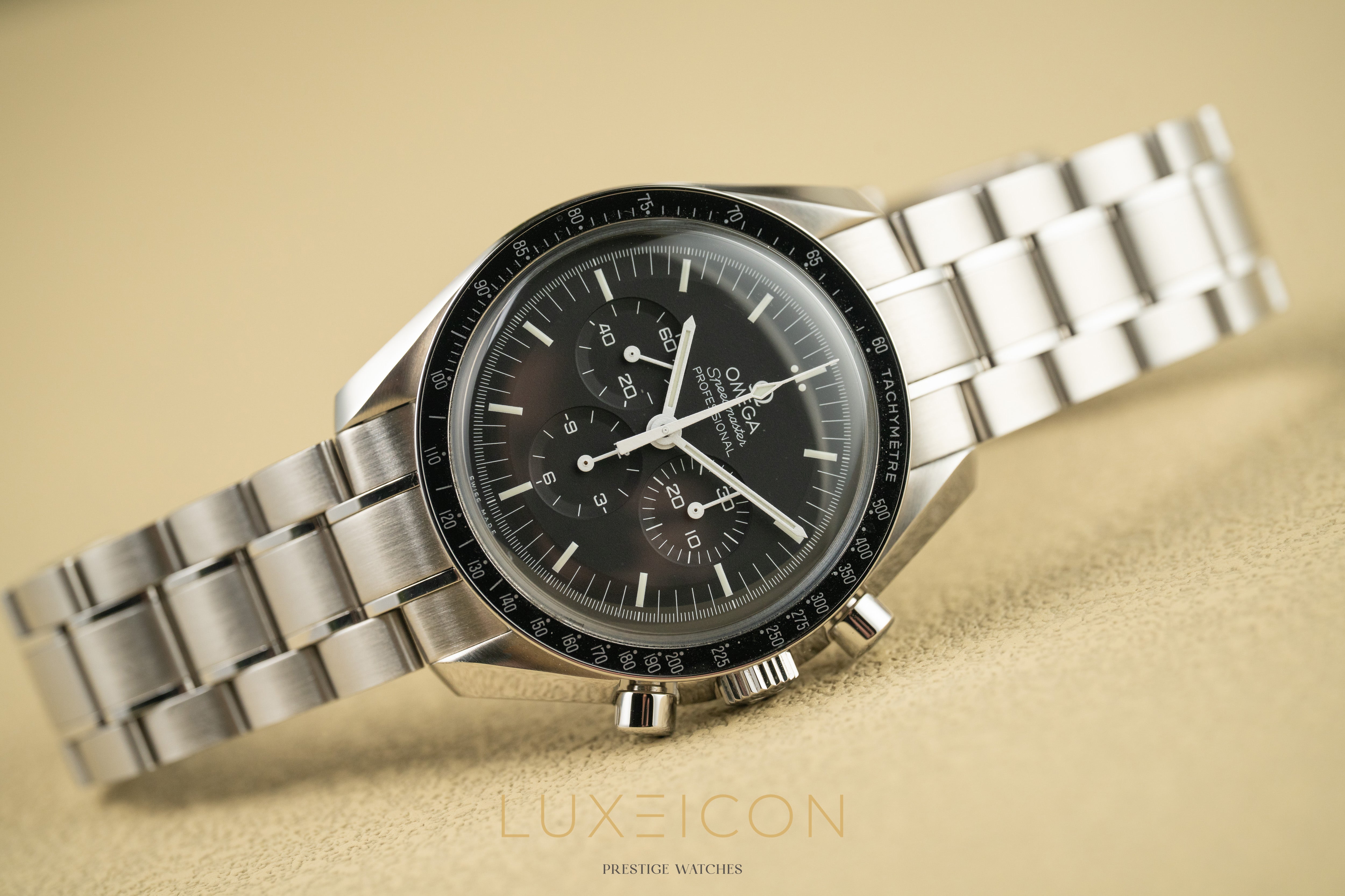 Omega Speedmaster Professional Moonwatch Hesalite Big Box Presentation 2021