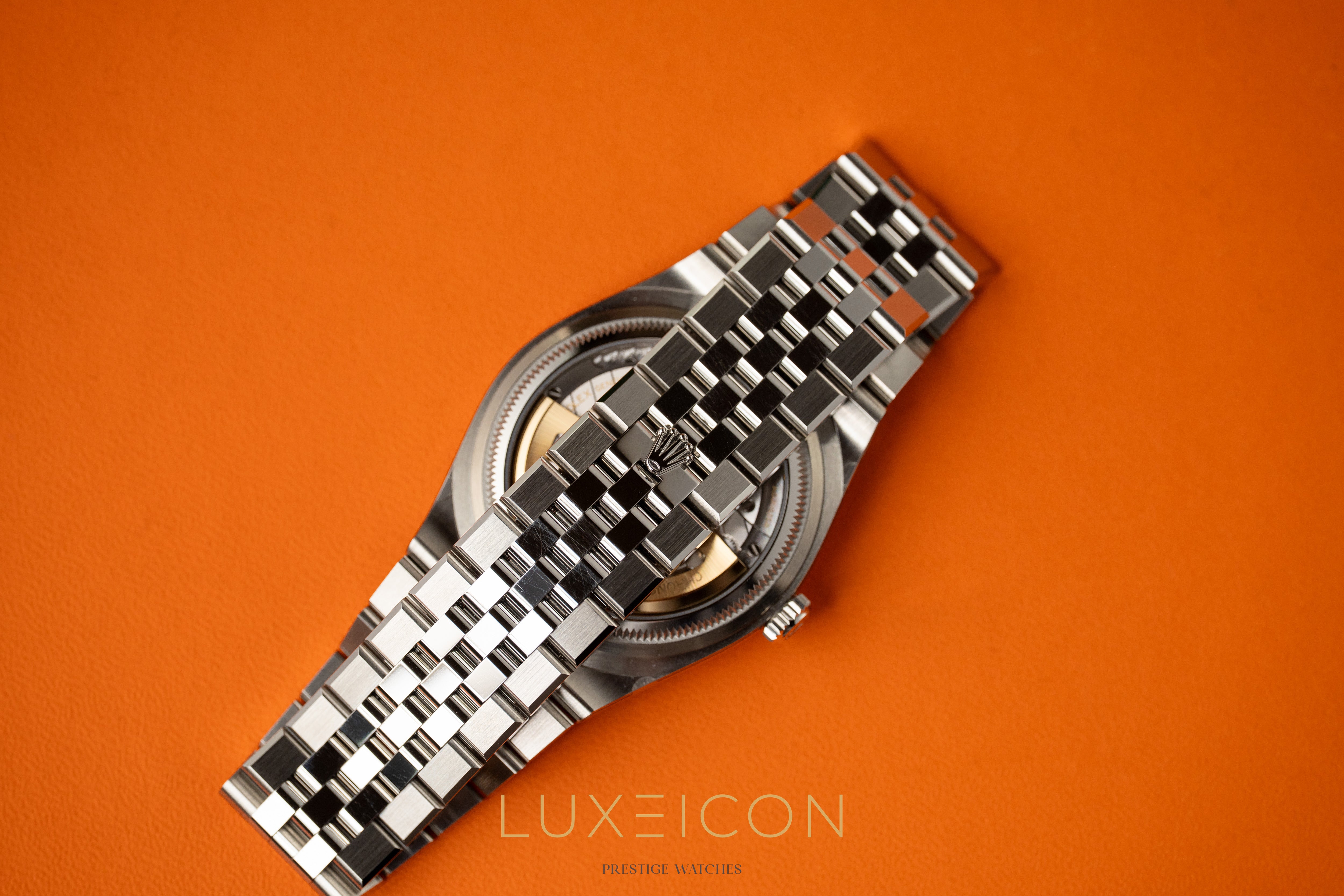 Rolex Land Dweller Oystersteel White Gold 40mm White Honeycomb Motif Dial 127334 2026