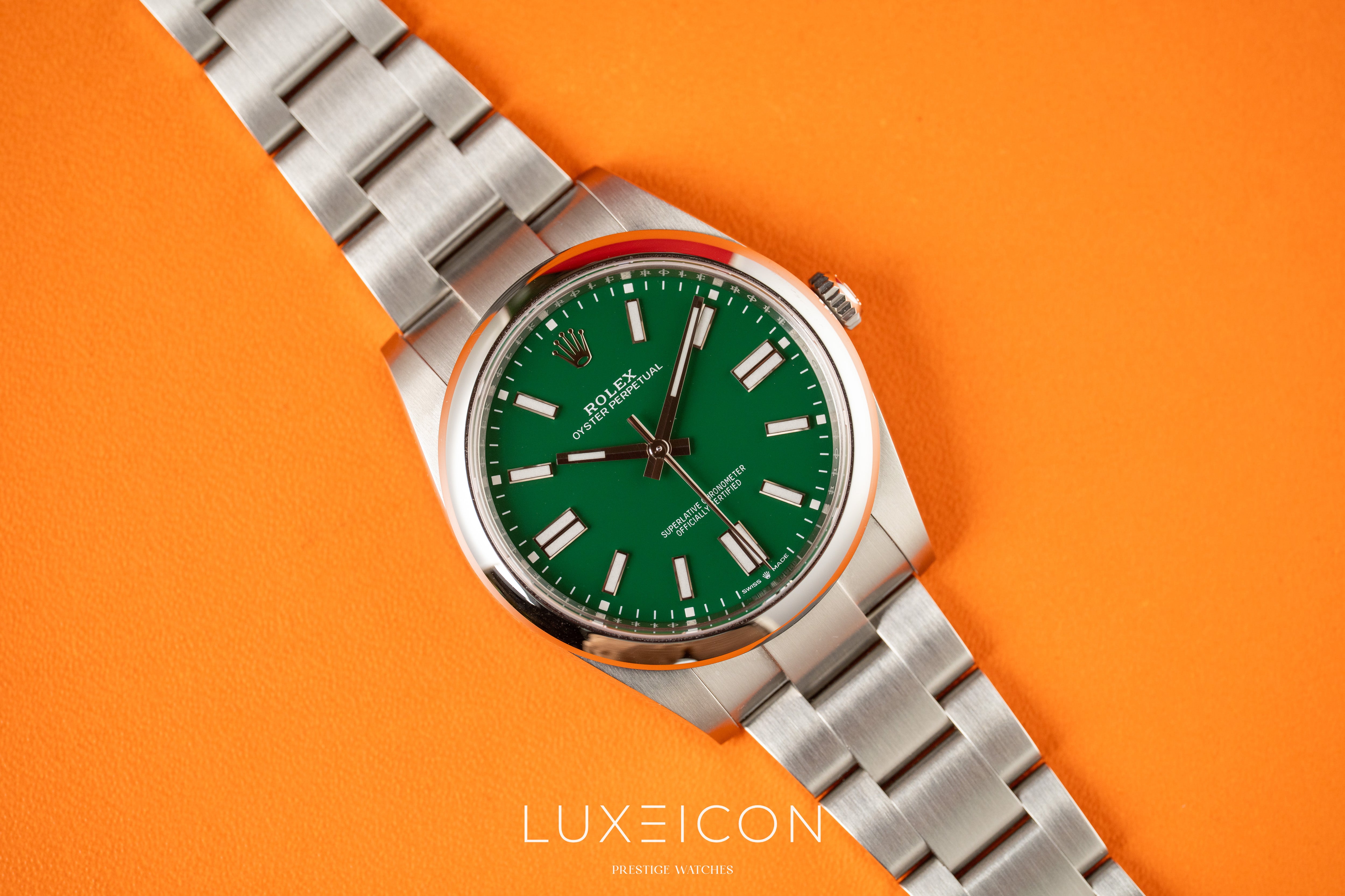 Rolex Oyster Perpetual 124300 41mm Green Index Dial Smooth Bezel 2024