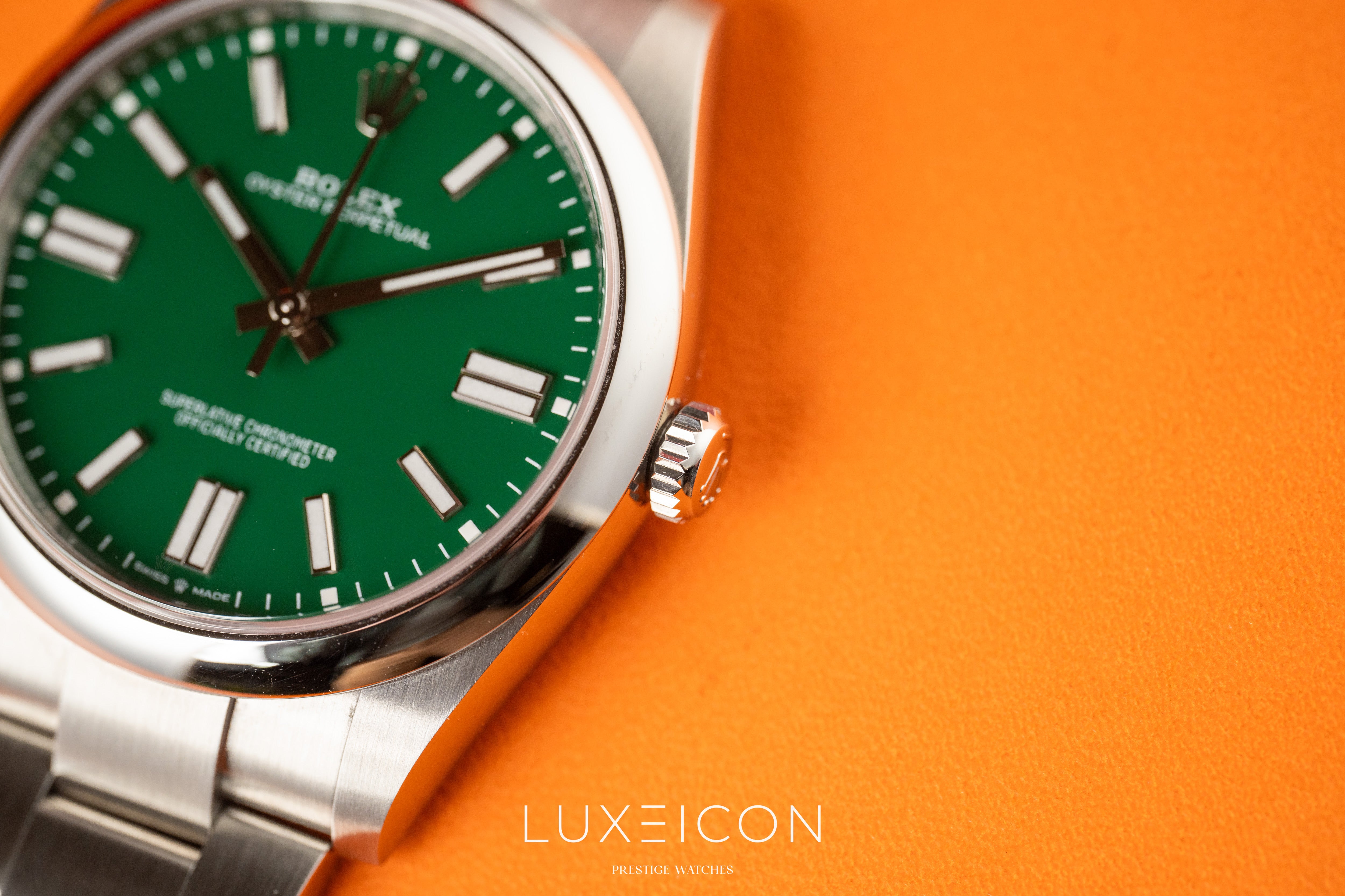 Rolex Oyster Perpetual 124300 41mm Green Index Dial Smooth Bezel 2024