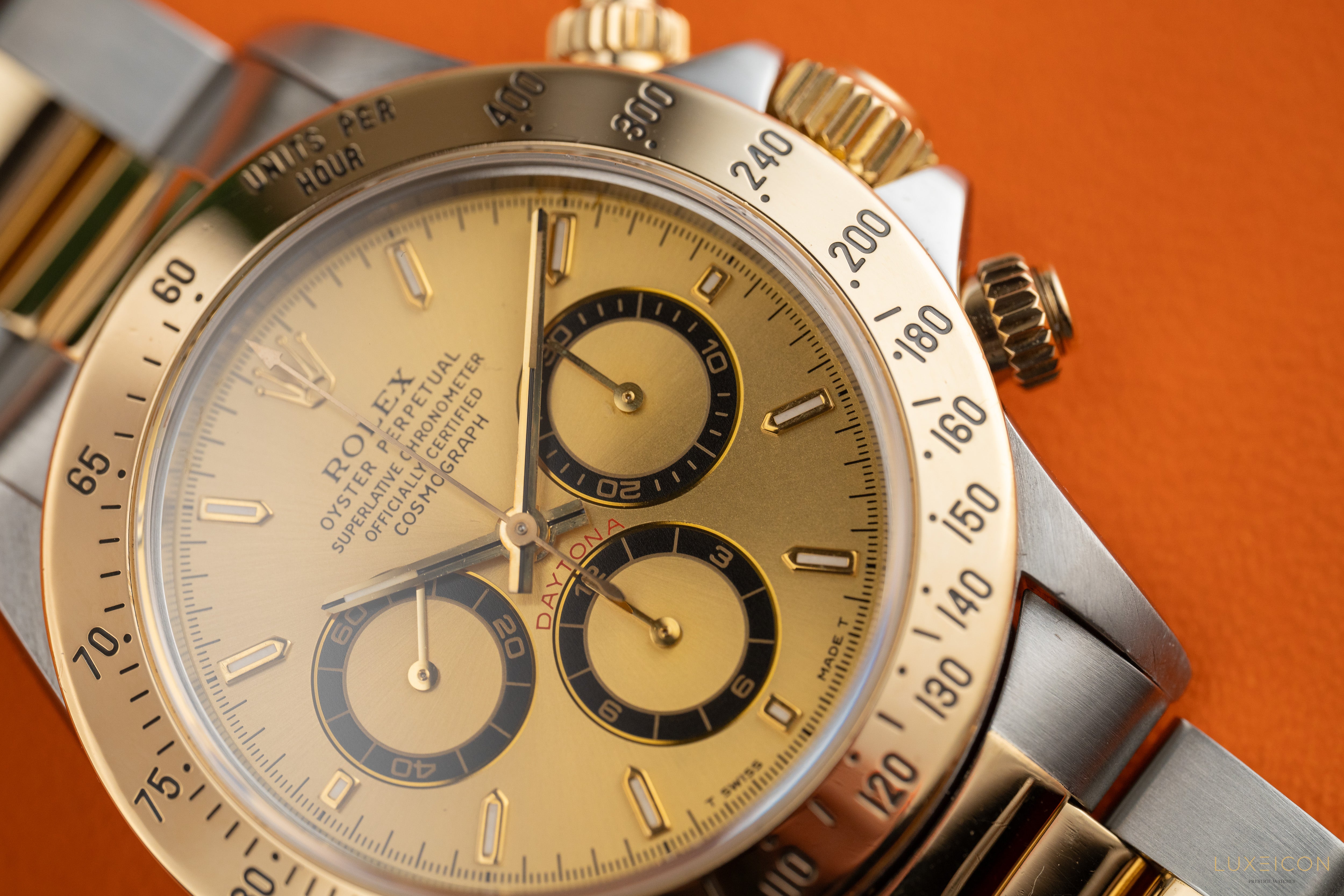 Rolex Daytona Cosmograph Daytona Zenith 16523 T serial champagne dial 1996