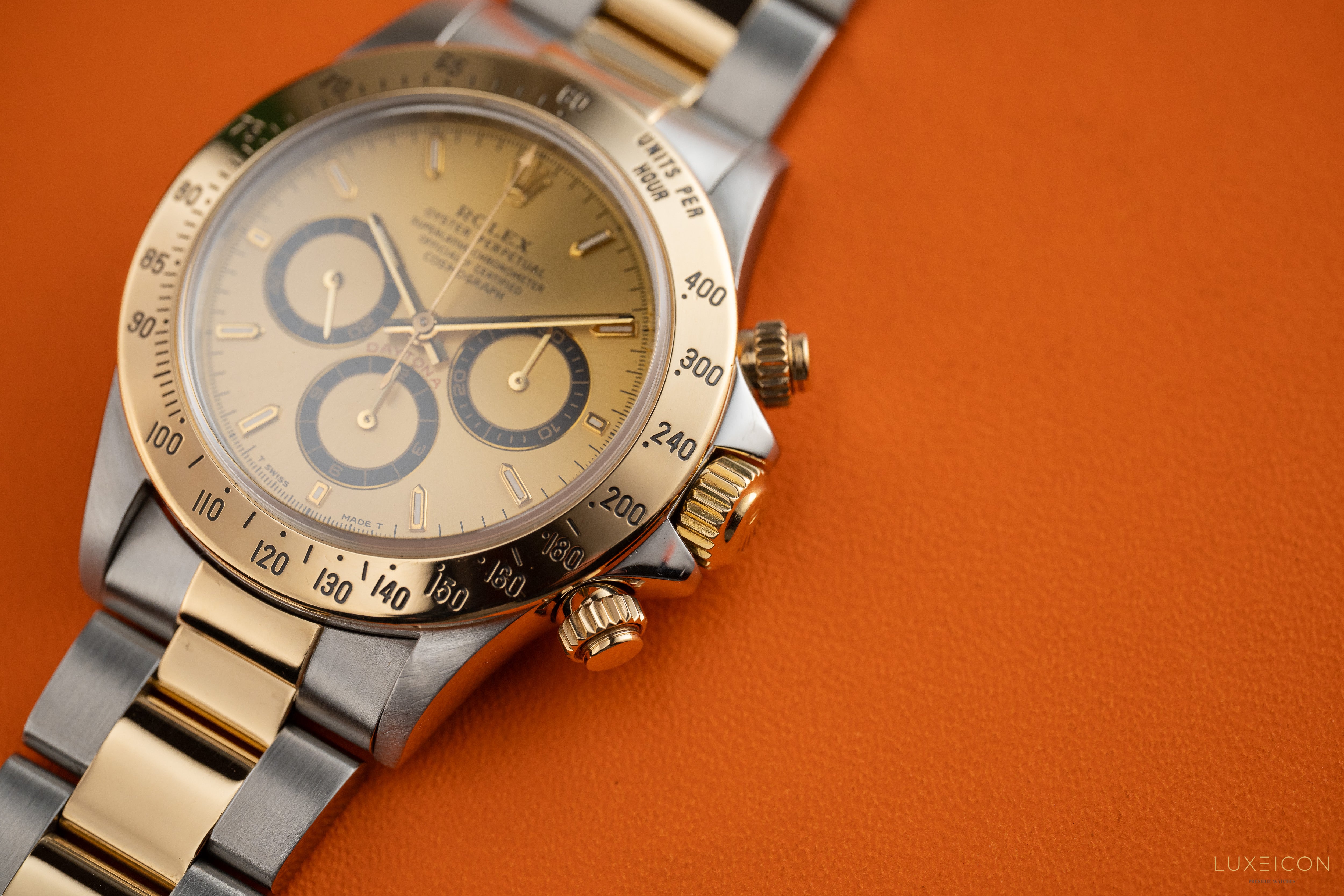 Rolex Daytona Cosmograph Daytona Zenith 16523 T serial champagne dial 1996