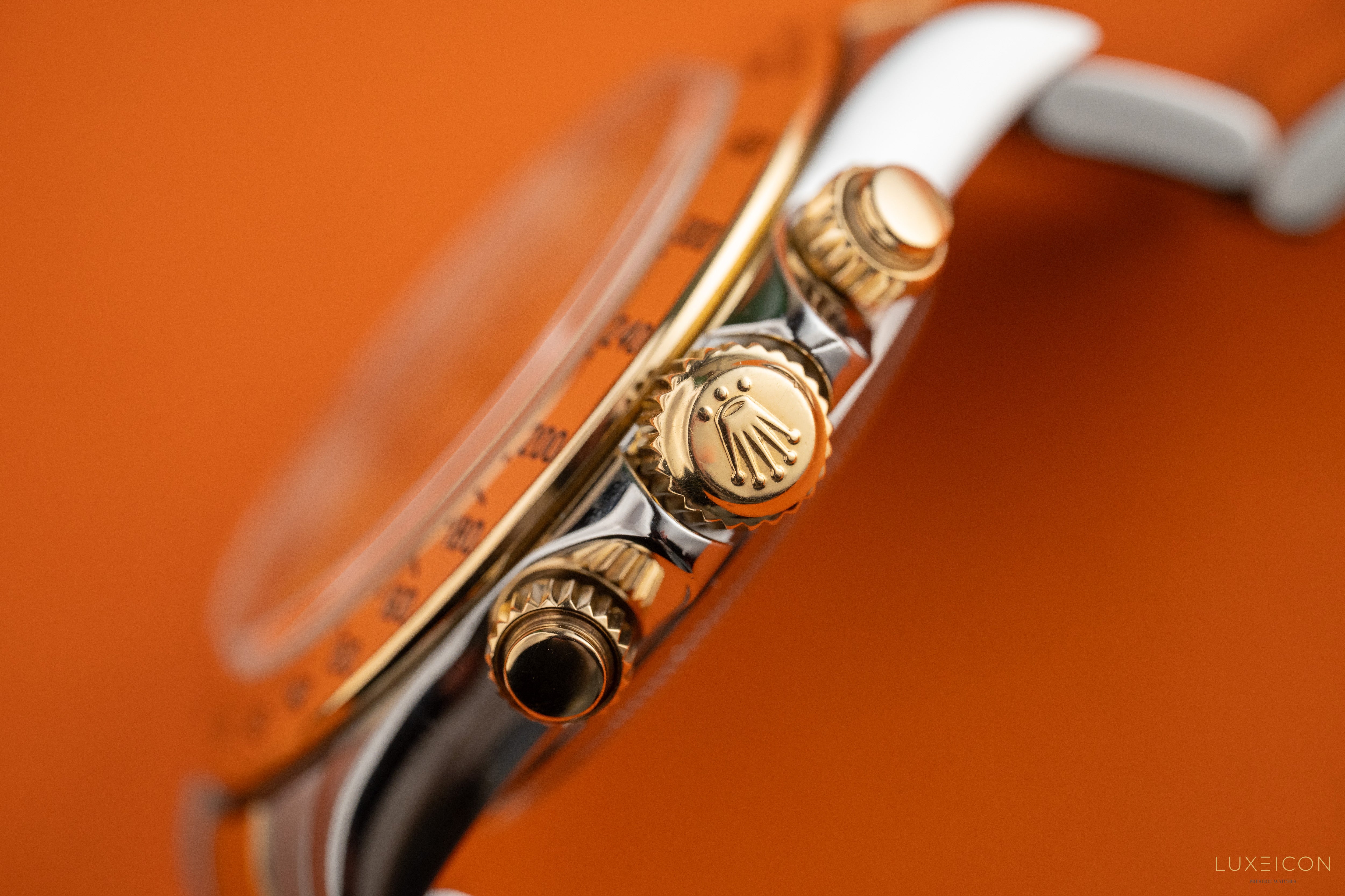 Rolex Daytona Cosmograph Daytona Zenith 16523 T serial champagne dial 1996
